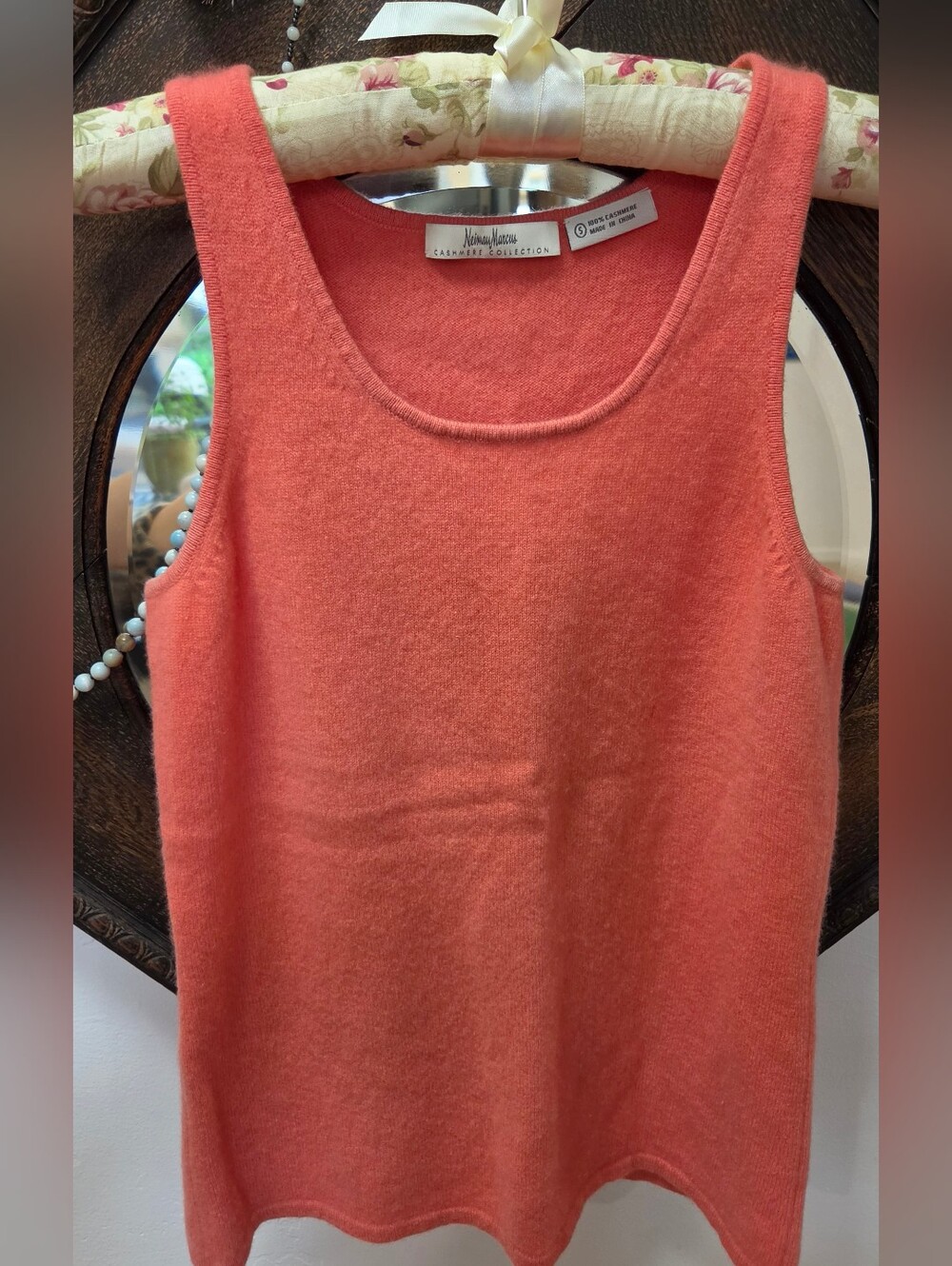 Neiman Marcus 100% Cashmere Salmom - Coral Knit Scoop Neck Tank Top SZ S